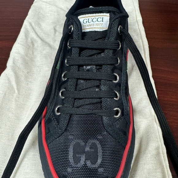 Gucci Tennis Shoes - Picture 16 of 16
